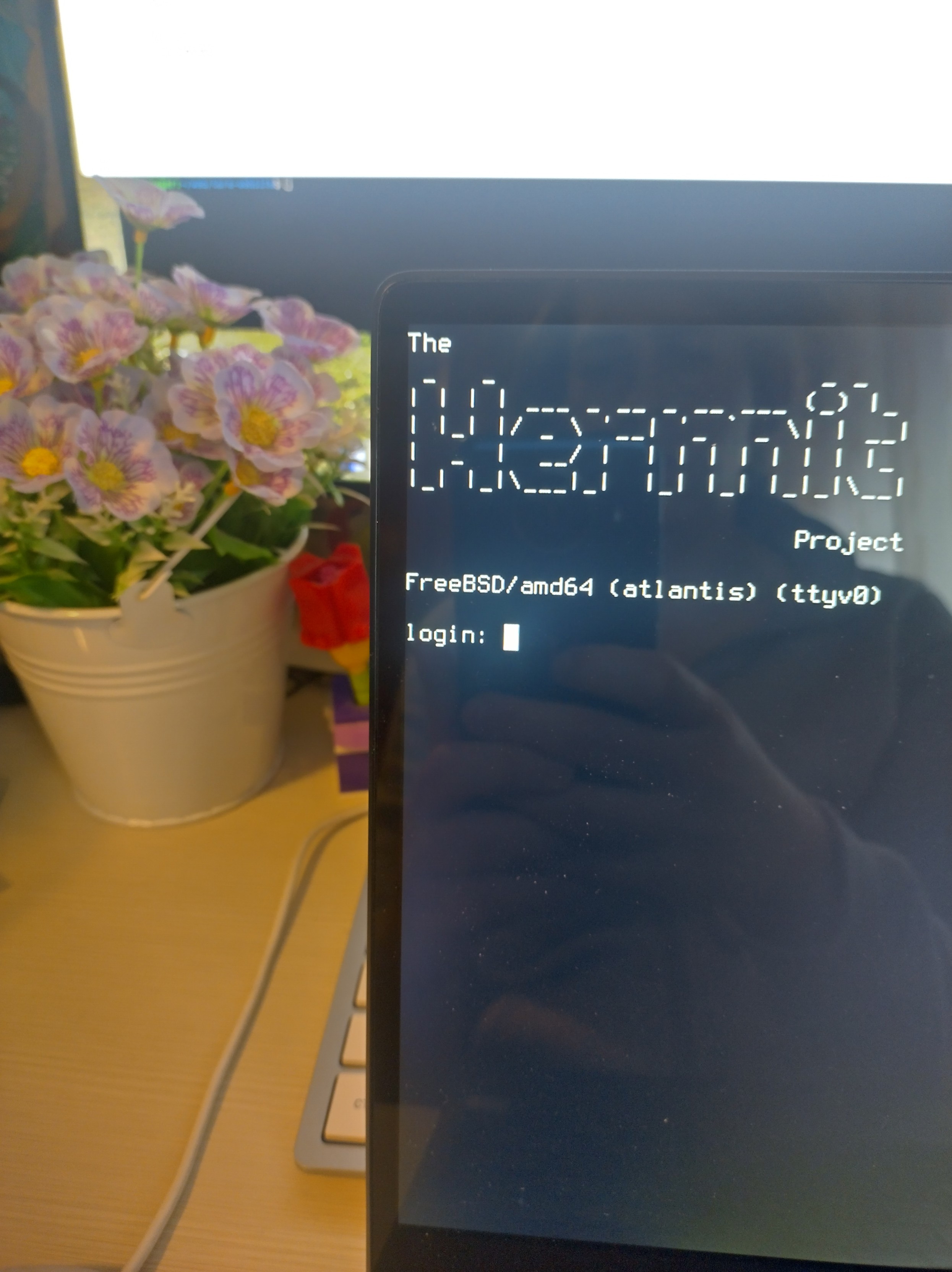 Hermit v1 with the Chuwi laptop