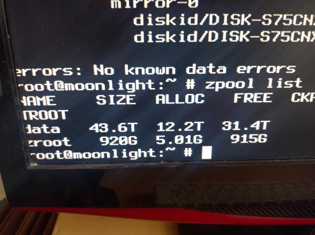 Photo of the screen with the ZFS pools in online status after the migration