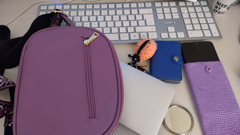The mini-laptop fitting my purse among other objects, hence the PursePC